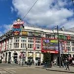 Cosy City Centre Location, Hydro Massage Showe