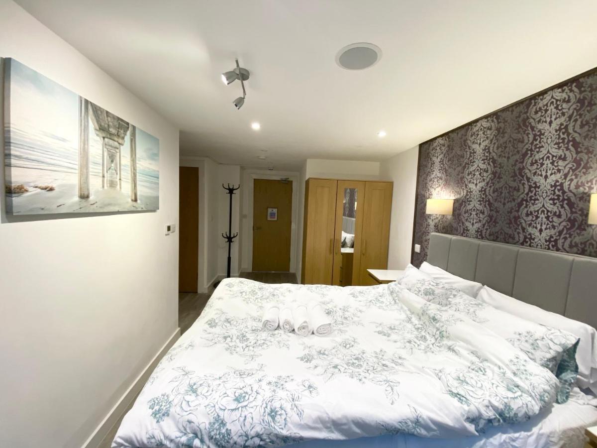Cosy Centre Location, Hydro Massage Showe